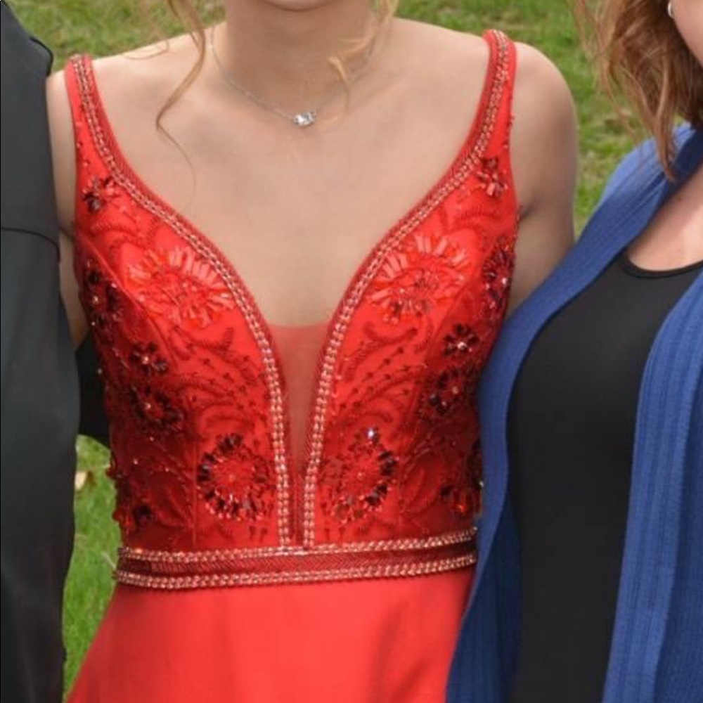 Prom Dress - Picture 4 of 5